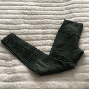 Green moto ALO leggings